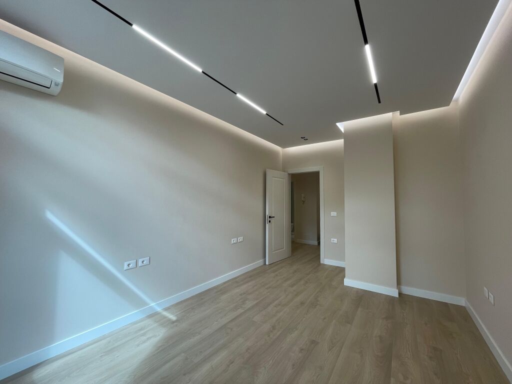 Office space for rent near Air Albania Stadium.