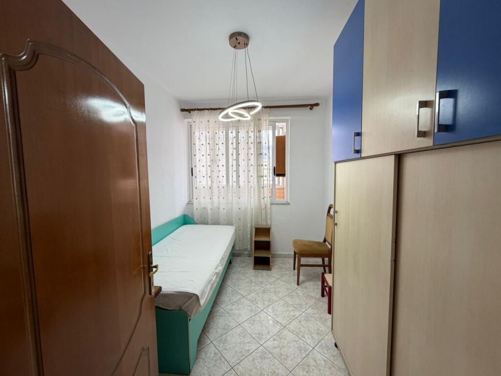 🏡Jepet me qira apartament  3+1+2 📍Rruga Siri Kodra💶 Çmimi: 750€/muaj