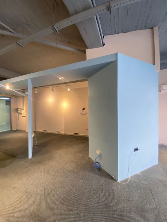 ZYRE ME QERA 140 M2 RRUGA E KAVAJES 170.000 LEKE FH-67313