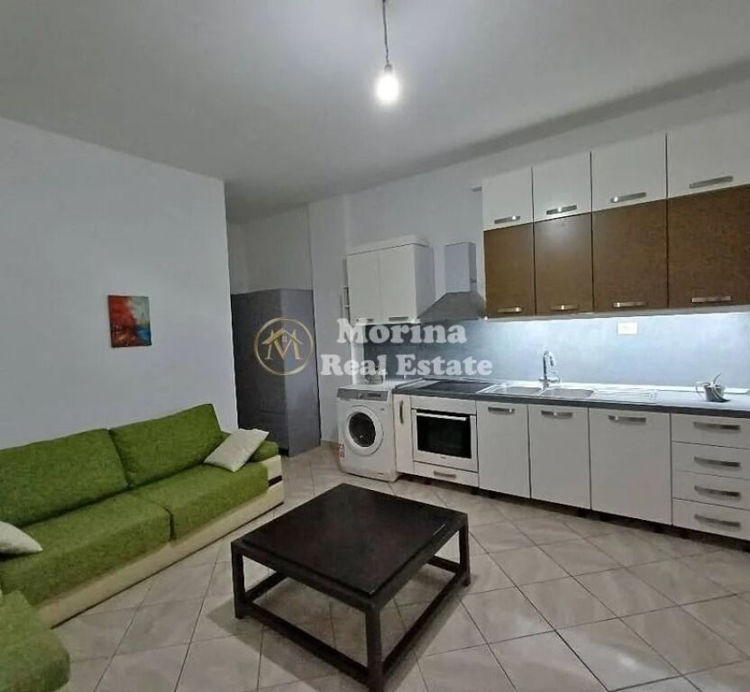 Affitto | Casa privata 1 + 1 | Shkoze | 270 €/mese