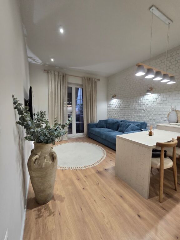 Luxury apartment for rent in Myslym Shyr