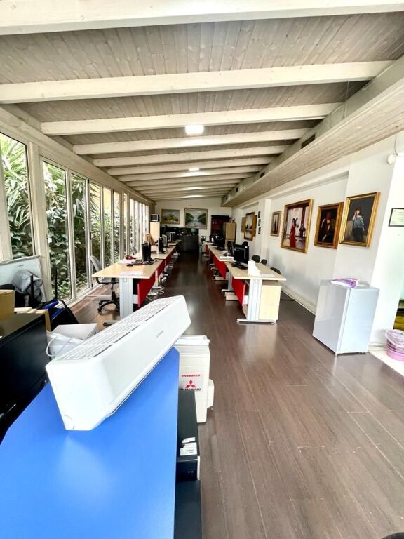 COMMERCIAL SPACE FOR SALE ON ELBASAN ROAD