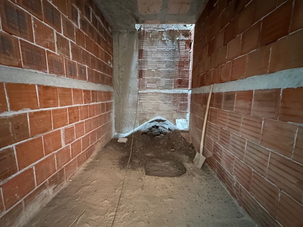 Vendiamo appartamento 2+1 occasione, Via Siri Kodra