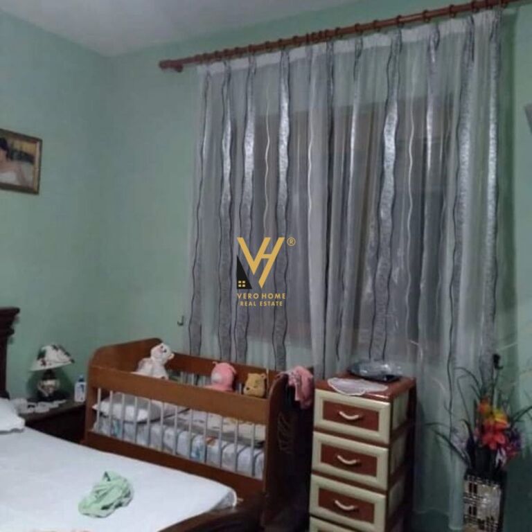 SHITET OBJEKTI LOKAL+ SHTEPI NE DURRES 45.000.000 LEKE