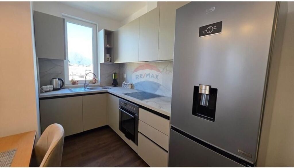 Apartament - Për Qira - Rruga Mine Peza, Tiranë