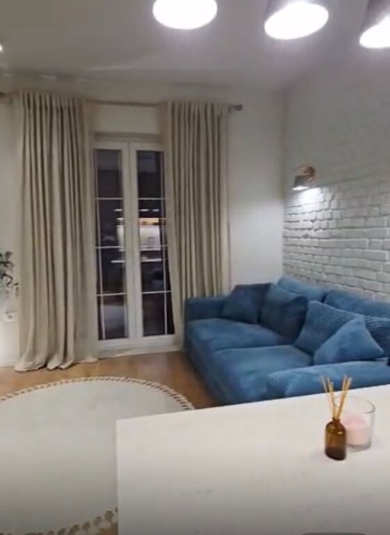 Apartment 2+1 on Myslym Shyri street