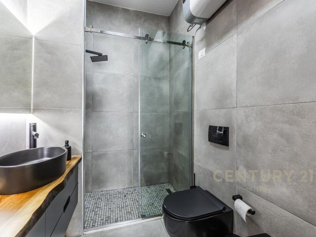 Appartamento di lusso 2+1 In Affitto nel Centro di Durazzo - 650€ | 70 m²