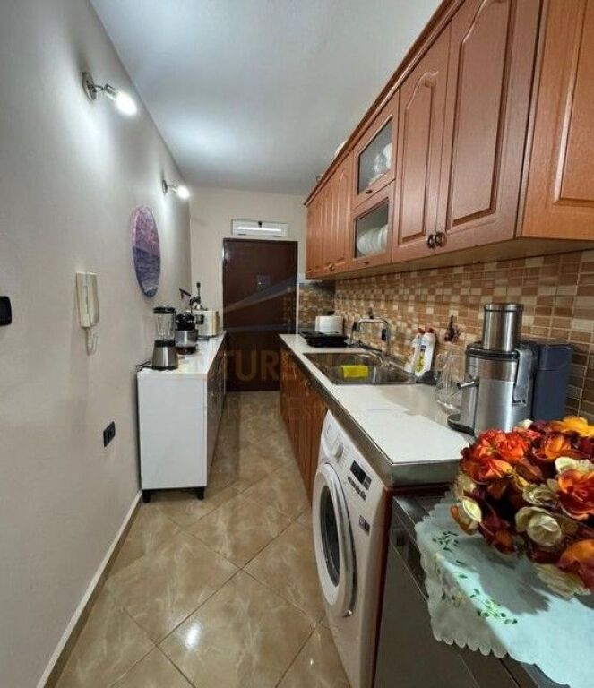 For sale, Apartment 1+1, Xhamllik, Tirana