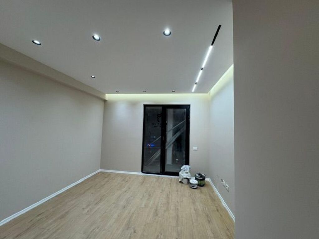 OFFICE FOR RENT 85 M2 PARIS COMMUNE 1,000 EURO FH-67332