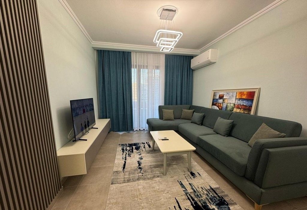 Super Appartamento 2+1+2, vicino alla Stazione dei Treni, all'inizio del Nuovo Boulevard!