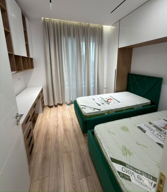 🏡 Jepet me Qira Apartament Modern 2+1+2 – Komuna e Parisit