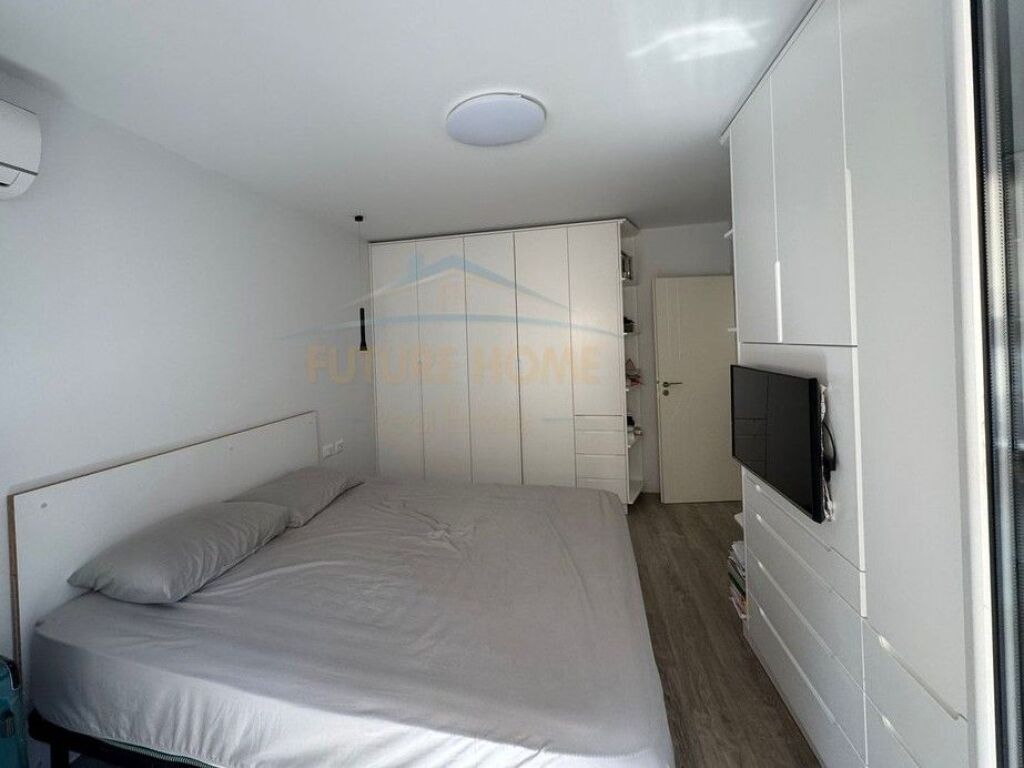 Shitet, Apartament 2+1, Blloku