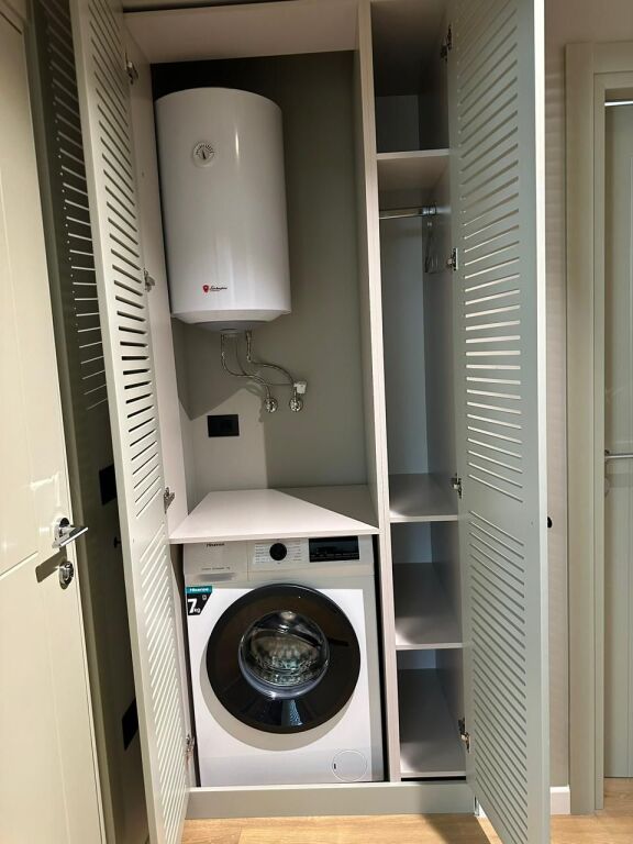 Vendesi 3 Appartamenti Spiaggia Durazzo