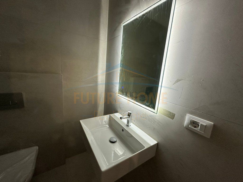 Qira Apartament 2+1+2, Jordan Misja, Tiranë