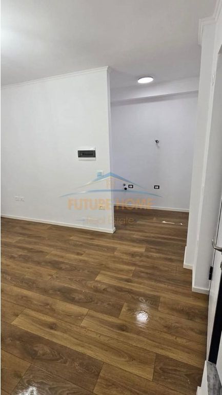 Shitet Garsoniere , Vasil Shanto 80.000€