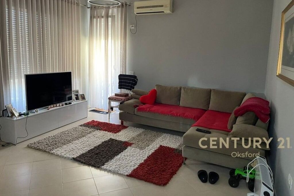 Apartament 1+1 Për Shitje në Fresk, Tiranë