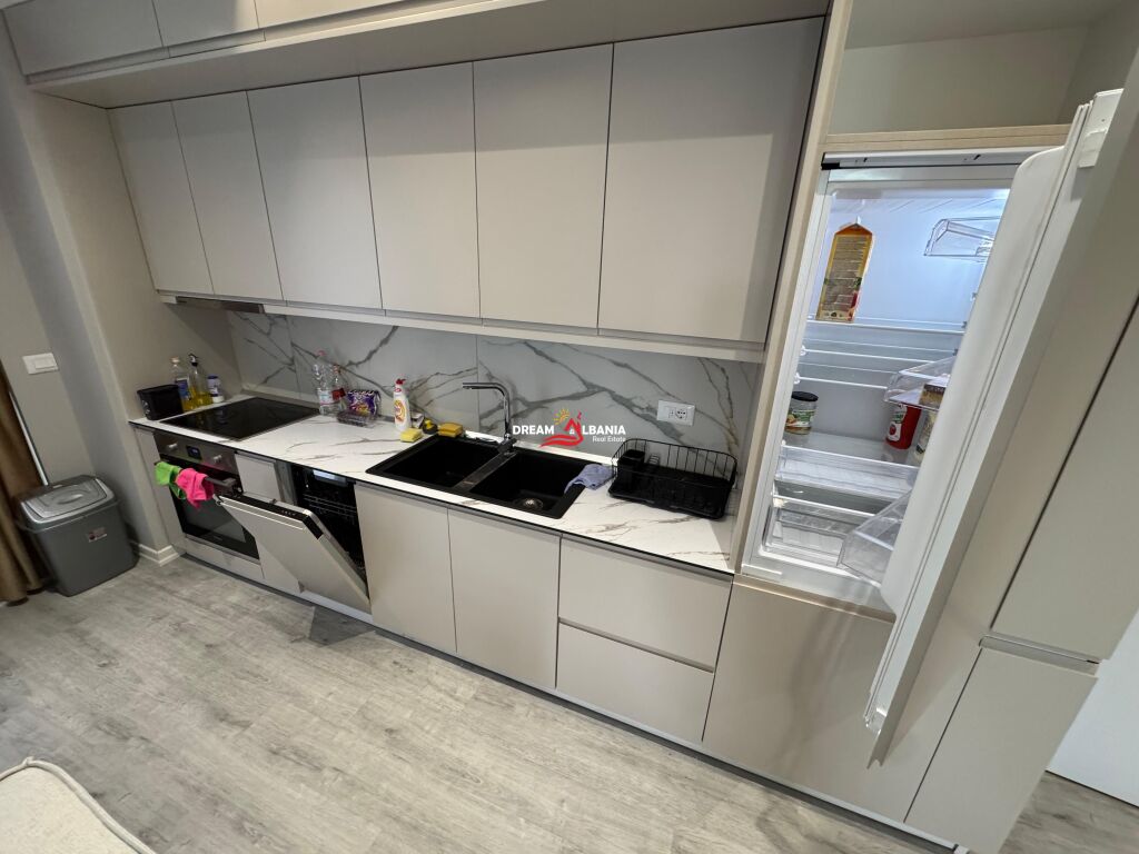 Apartament 2+1 me qera ne Kompleksin Arlis, Rruga Dibres perballe QSUT ne Tirane (ID 42215518)