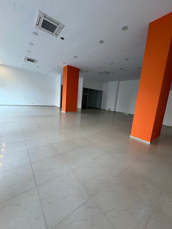 Ambjet per qera open space ne Delijorgj