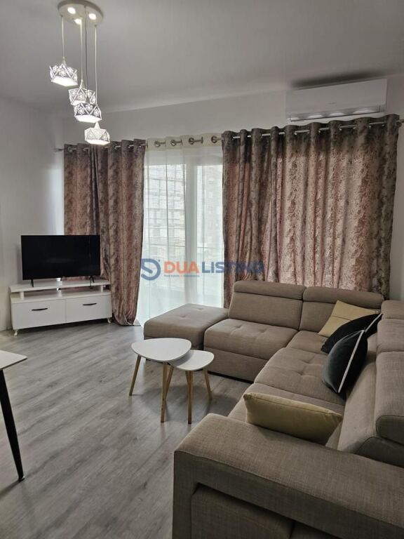 🏡 Affittasi appartamento moderno 2+1 – Via 5 Maji