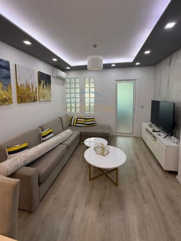 Qera, Apartamen 2+1, Jordan Misja, Tirane