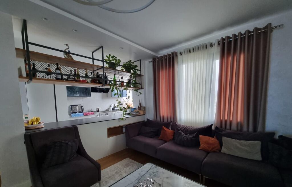 Shitet Apartament tek Stadiumi Dinamo