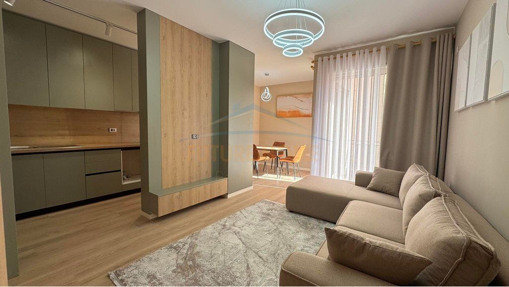 Qira , Apartament 2+1 Unaza e Re ,Tirane