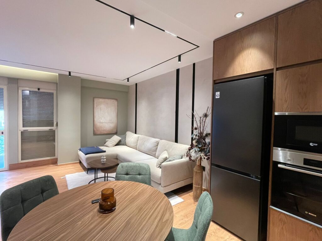 Shitet 1+1, Plazhi Durres