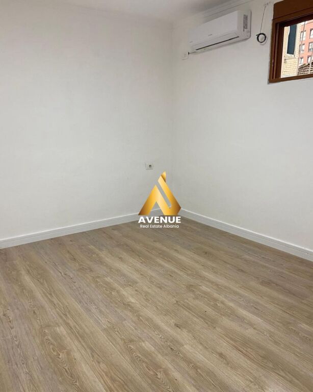 JEPET ME QIRA GARSONIERE TE RRUGA MYSLYM SHYRI, TIRANË