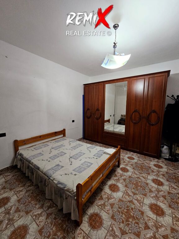 JEPET ME QERA KATI 2 I NJE VILE PRANE KANTINES SKËNDERBEU, DURRËS