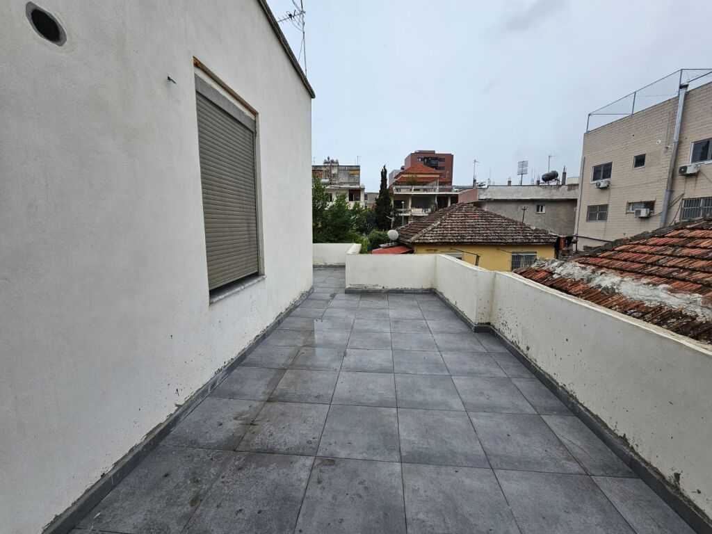 APARTAMENT 2+1 ME QERA TE ZONA E STADIUMIT, DURRES!