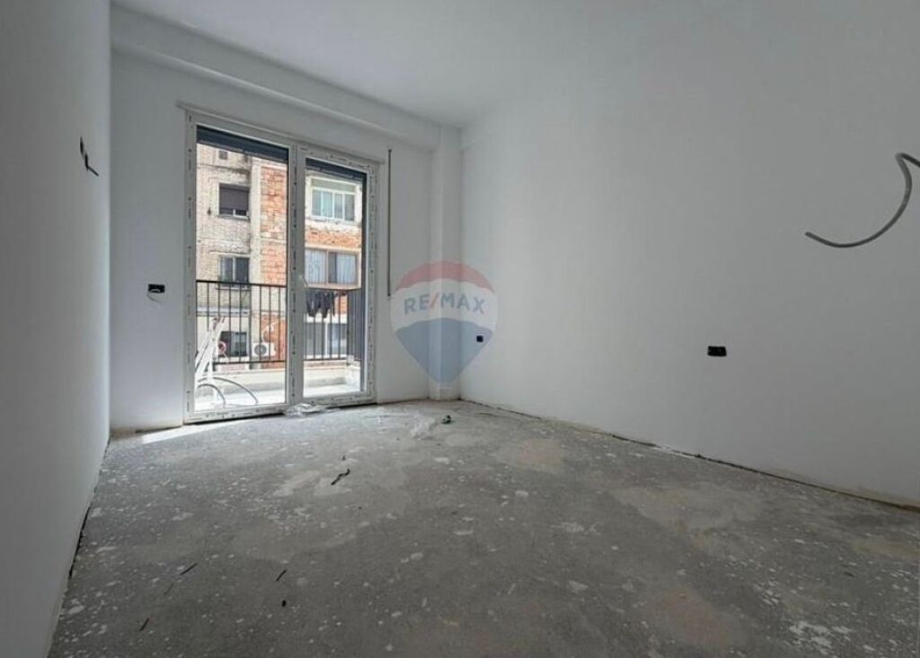 Appartamento - In Vendita - Via Ali Demi, Tirana ID: 530181090-88