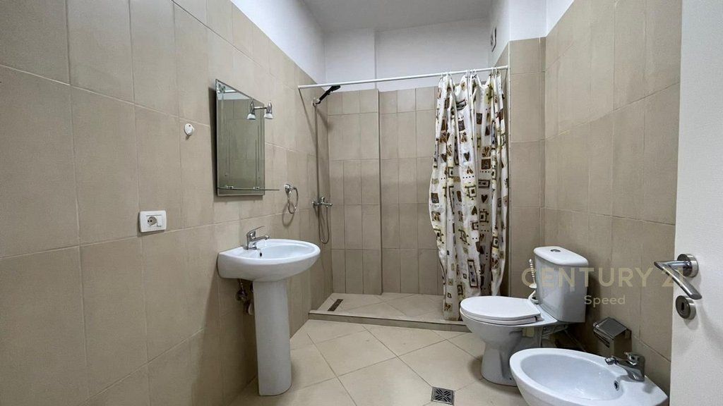 Appartamento 1+1 in affitto in Via 5 Maggio con posto auto!