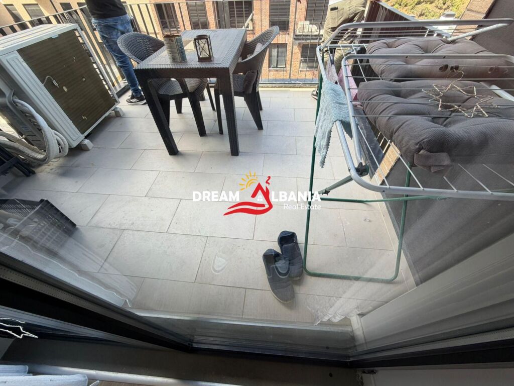 Affittasi 2+1+2 e parcheggio incluso a Kodra e Diellit 2 (ID 42215517)