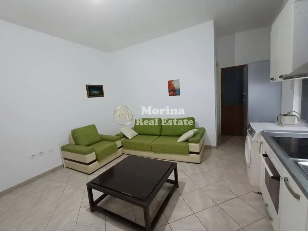 Affitto | Casa privata 1 + 1 | Shkoze | 270 €/mese