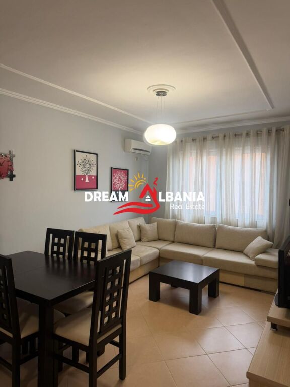Apartament 1+1 me qera ne rrugen Mine Peza prane Prokurorise se rrethit ne Tirane (ID 4211889)