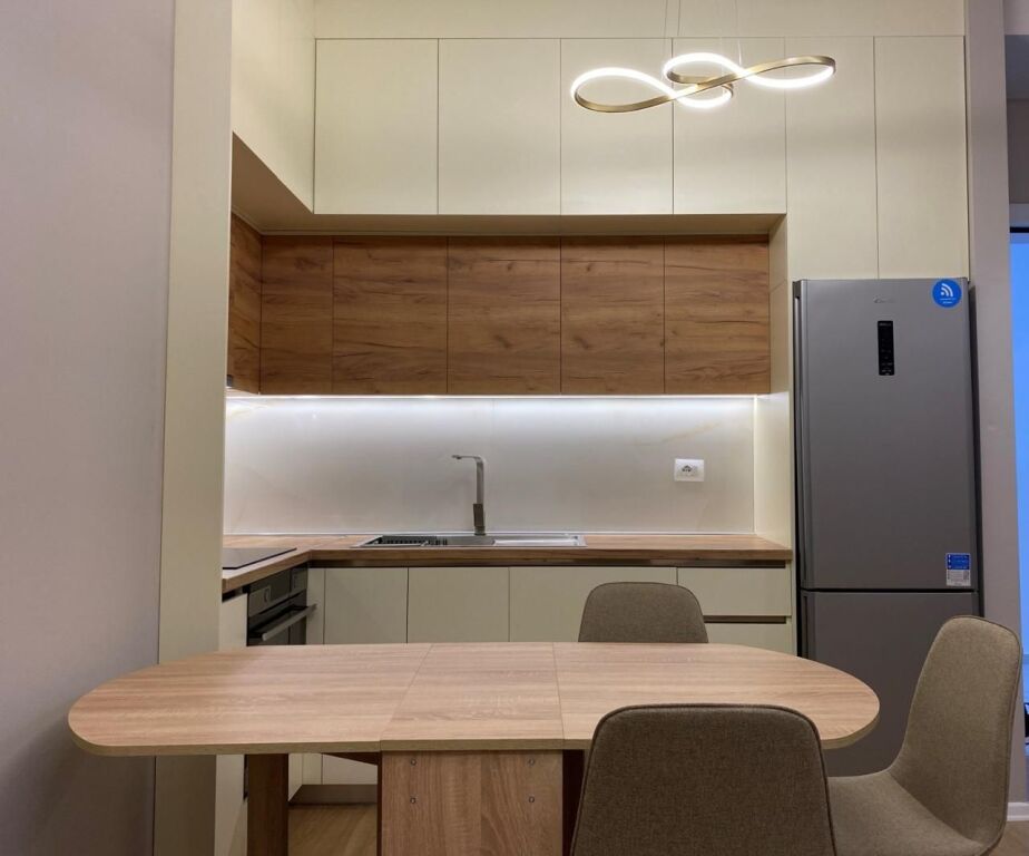 🏢Rruga Siri Kodra,Kompleksi “Siri 2”,jepet me qera apartament 1+1,i mobiluar  60,000Leke