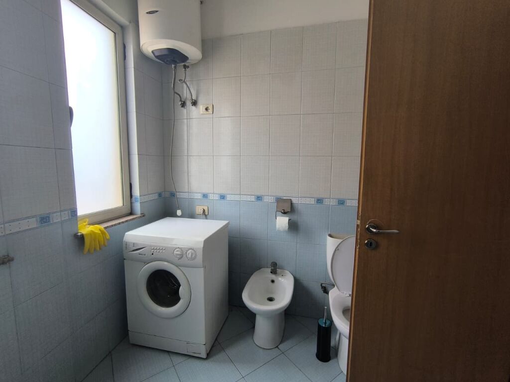 APARTAMENT 1+1 PER QIRA NE ASTIR !