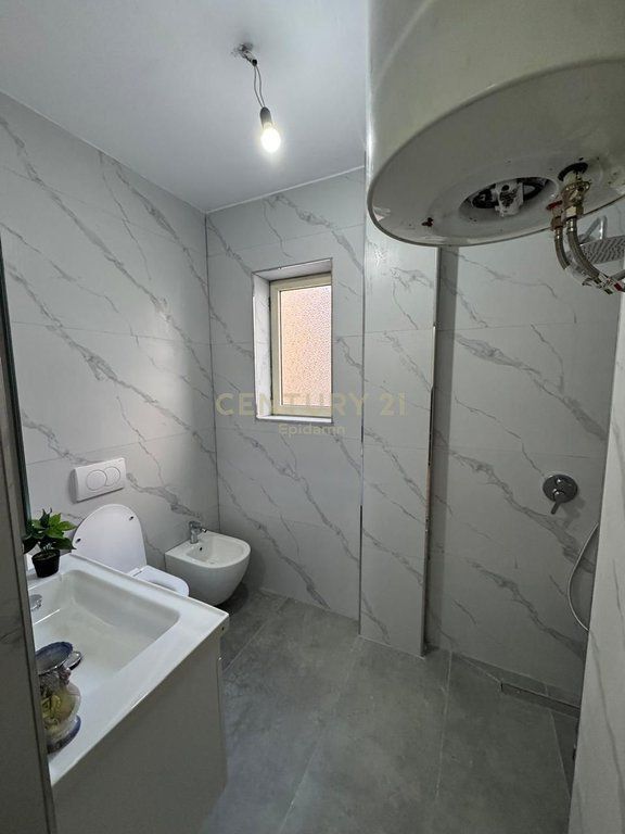 Apartament 2+1+2 Me Qira tek Gjykata Durres !