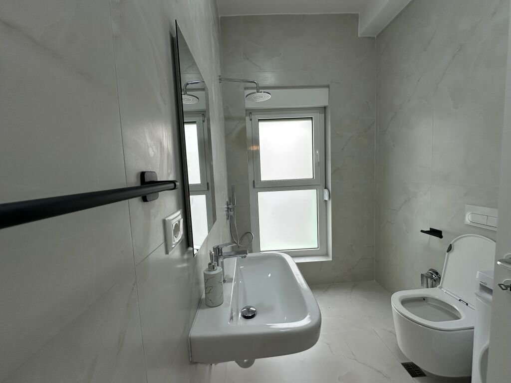 APARTAMENT 1+1 PER QIRA KOMPLEKSI MANGALEM!
