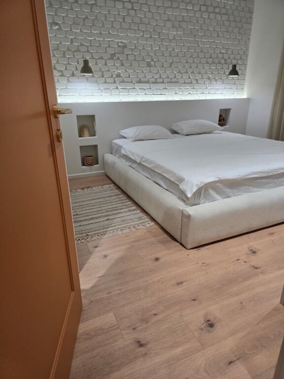 Luxury apartment for rent in Myslym Shyr