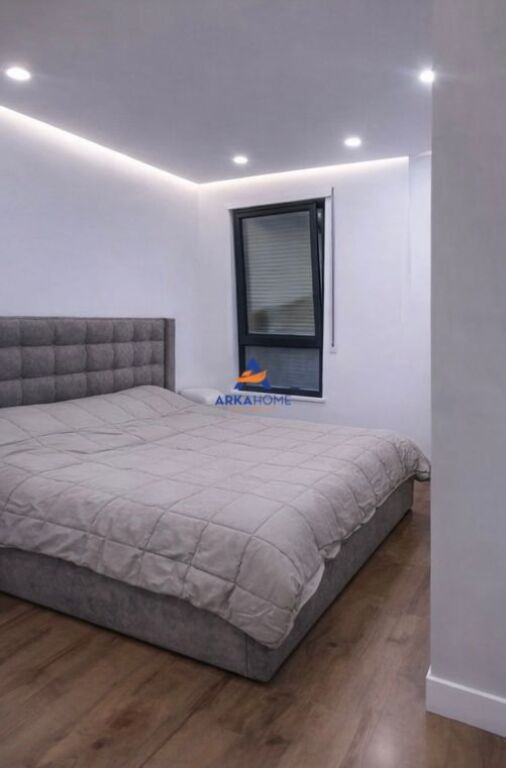 IN VENDITA APPARTAMENTO 2+1+2 BALCONE "KINOSTUDIO, VIA AGIM PRODANI" 200.000 EURO