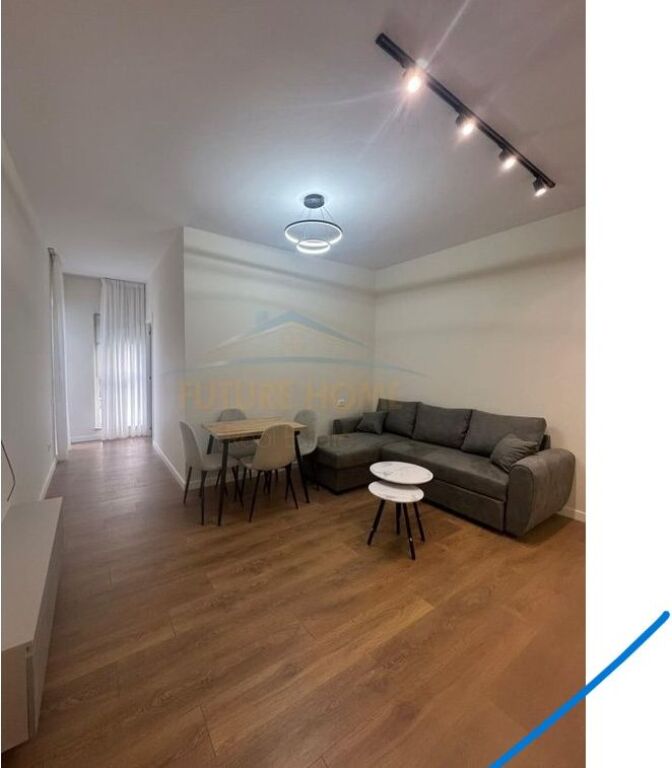 In vendita, Appartamento 1+1, Complesso Colombo, Oxhaku. Tirana