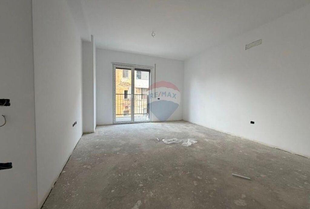 Apartament - Për Shitje - Rruga Ali Demi, Tiranë ID: 530181090-89