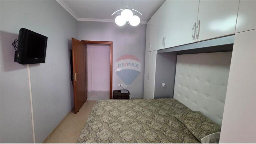🏡 Apartament 2+1 për Shitje – Vlorë (pranë Kishës Ortodokse)  