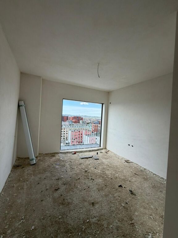 3+1 Apartment for Sale in Kamez