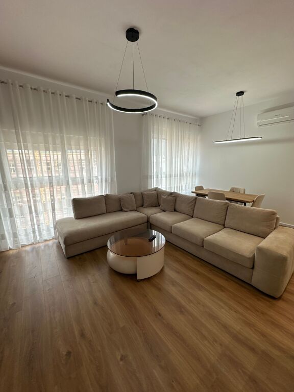 Apartament 1+1 me qera,Kompleksi Kadiu 45000 leke/muaj