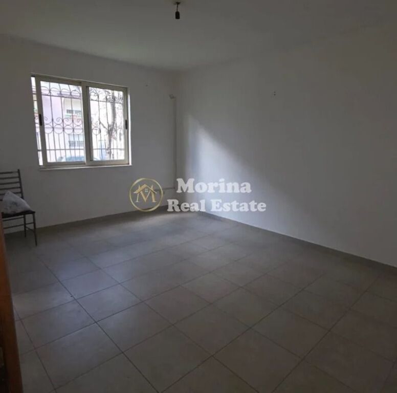 Affitto | Appartamento 1 + 1 | Via Qemal Stafa | 350 €/mese