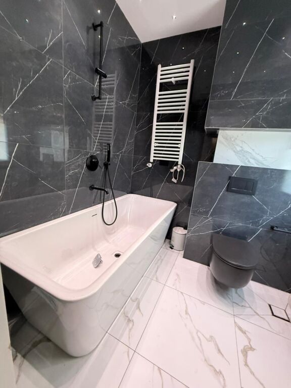 APARTAMENT LUKSOZ ME QERA TEK KOPSHTI ZOOLOGJIK