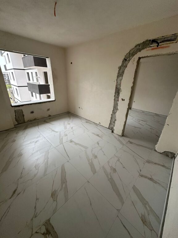 Appartamento 1+1 con posto auto in vendita nella Residenza Sael, Golem Empire67001