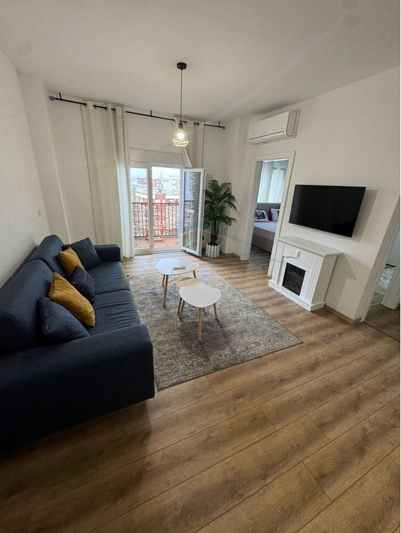 Super Rent 5 May , 2+1 ; 500€